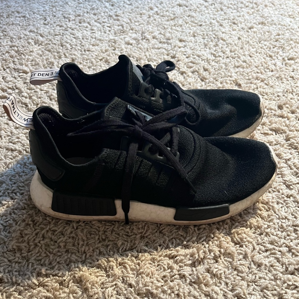 Adidas Tennis Shoes
